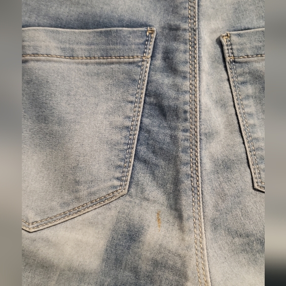 ❌SOLD❌ Eighty-two jeggings - Picture 3 of 4